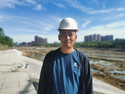 01.jpg